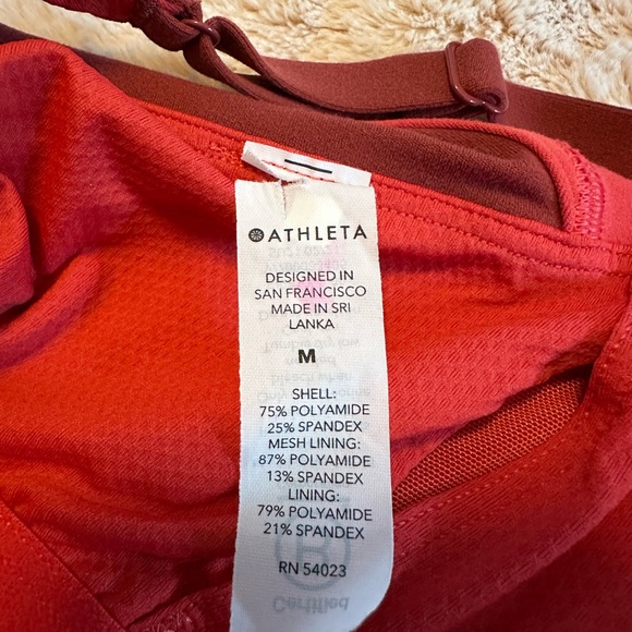 Athleta Intention Crop A-C, Size Medium, Like New! - Picture 7 of 8